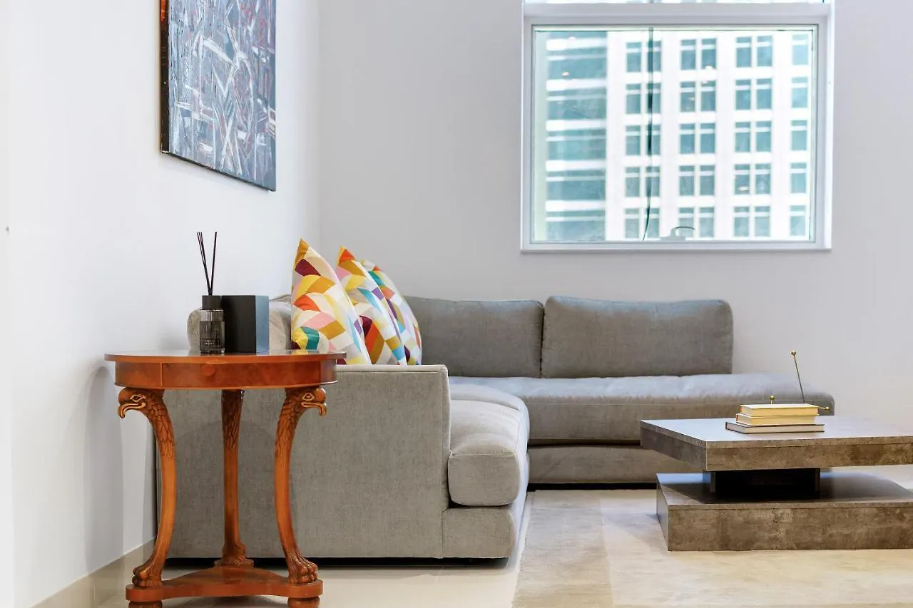 Homey 2Br Damac Maison Cour Jardin, Business Bay Dubaj 0*,  Egyesült Arab Emírségek