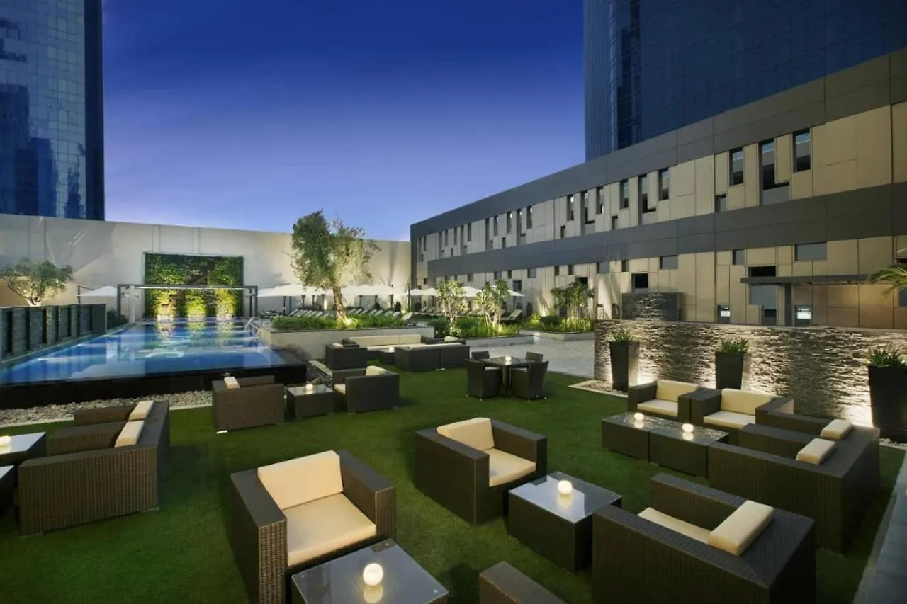 Homey 2Br Damac Maison Cour Jardin, Business Bay Dubaj Egyesült Arab Emírségek